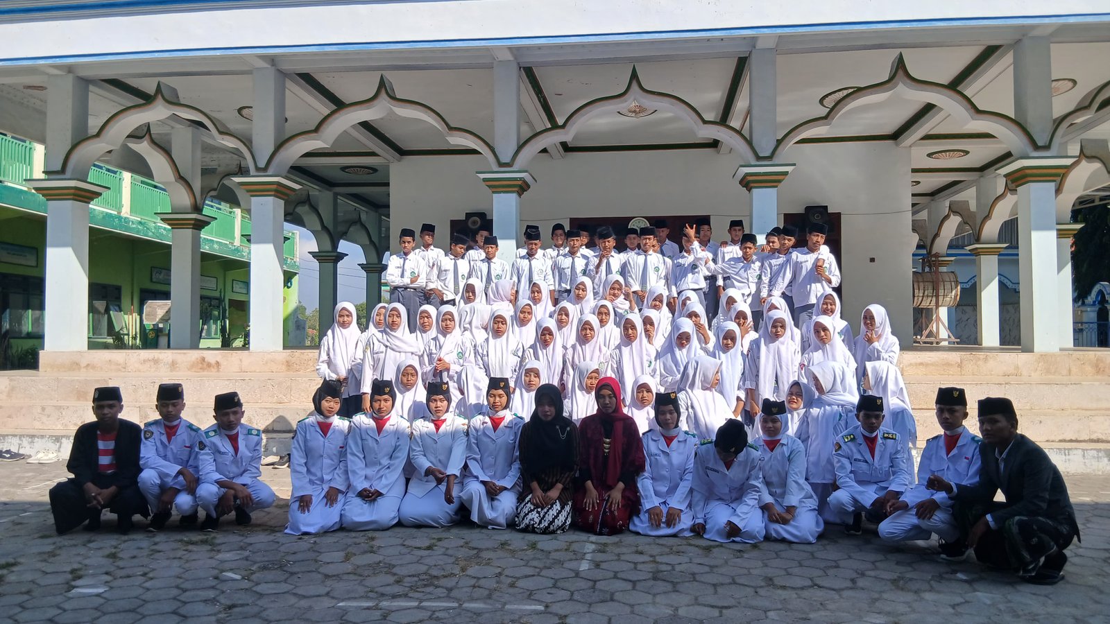 UPACARA PERINGATAN HUT 81 REPUBLIK INDONESAI